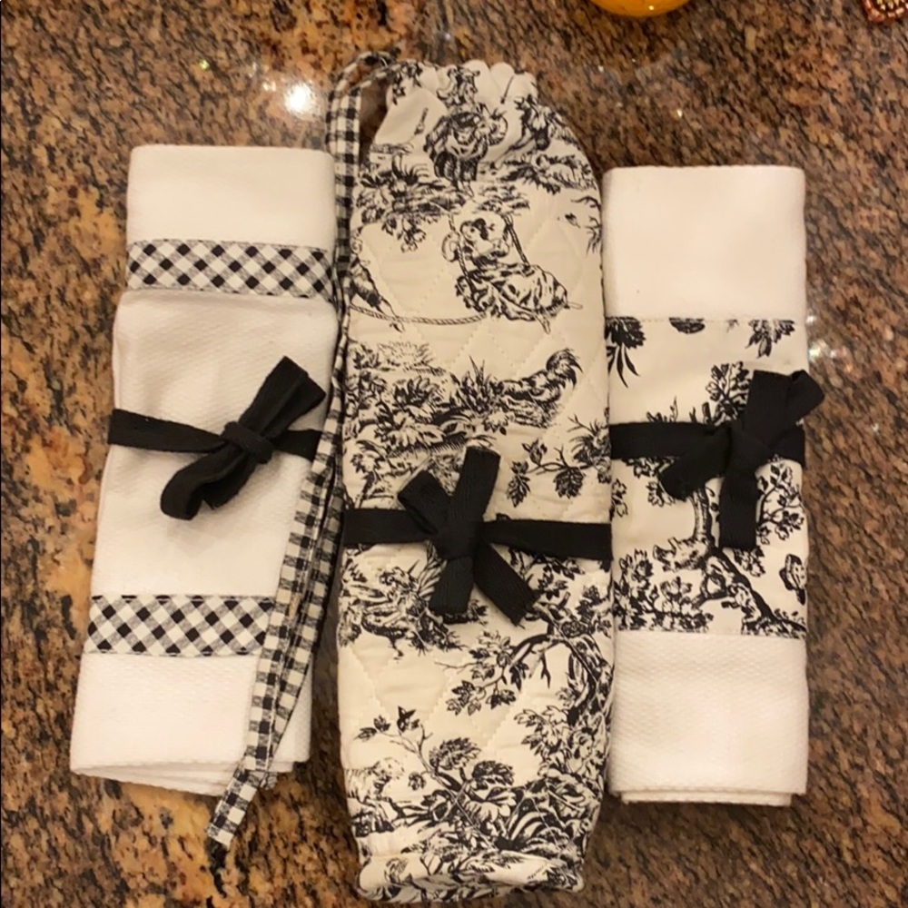 Set of 3 Toile Never Used ......